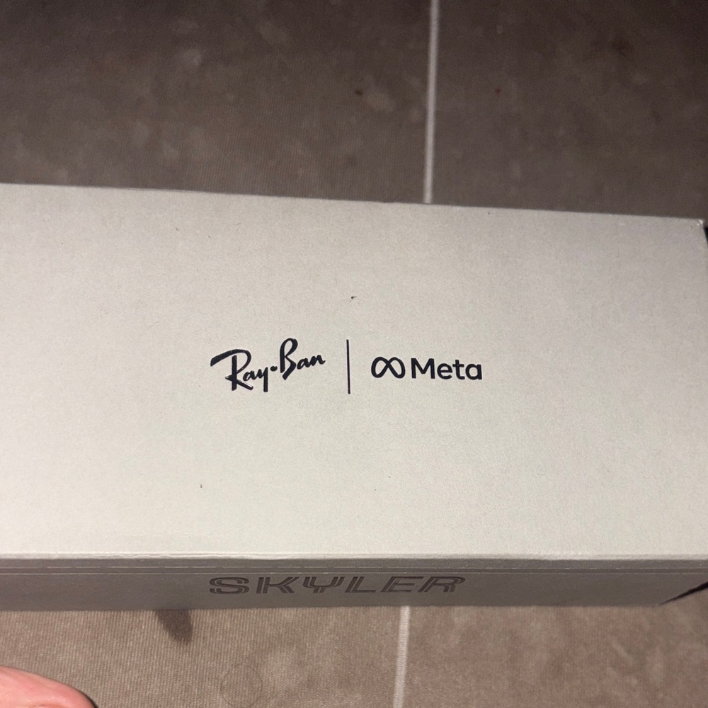 Ray-Ban Meta Skyler NEW in Box *UNOPENED* (black, with clear NON-Rx lenses)